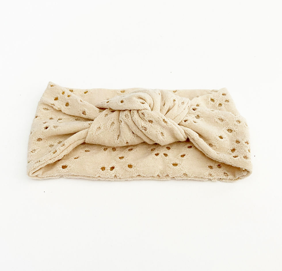 broderie poederbeige