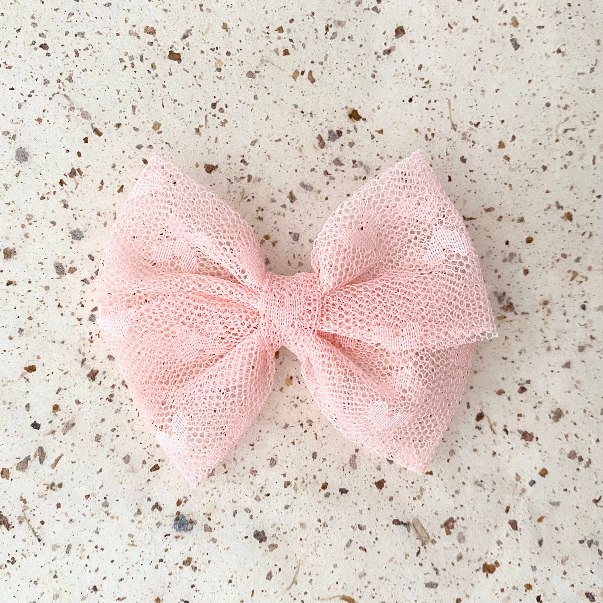 kleine tule bow soft pink heart