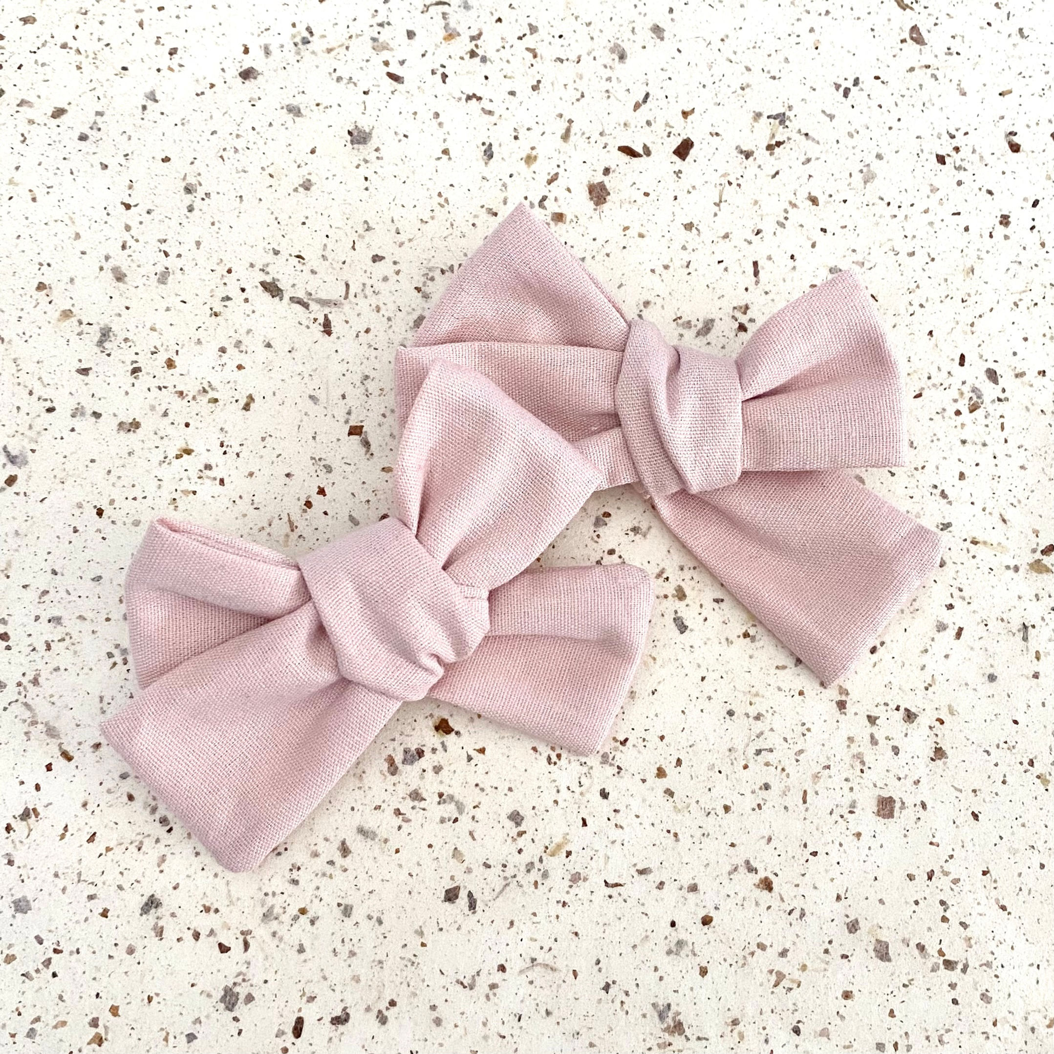 small bow licht rose