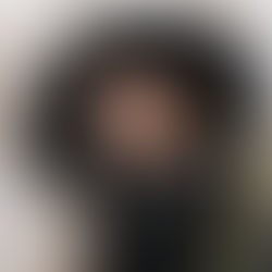 Paris Fashion Week Street Style 2024 | Outside Schiaparelli with Photographer Anna Muradas