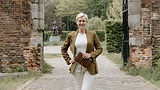 Claudia loopt door stadspark