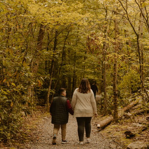 Skip the Weekend Crowds: Why We Plan Our Favorite Fall Adventures During the Week