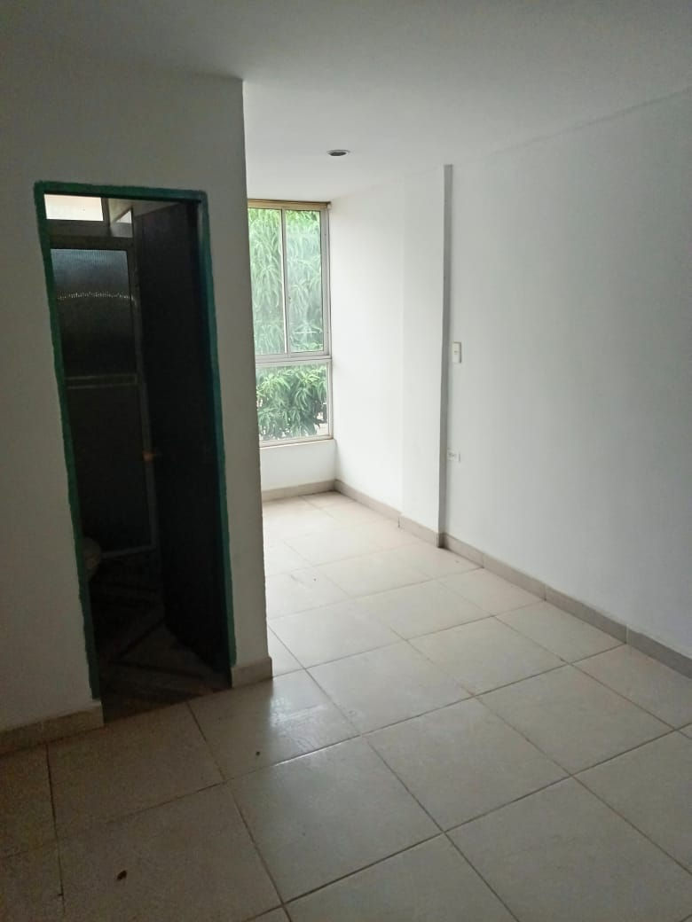 Miniatura: SE ARRIENDA APTO EN CERROS DE MEDITERRANEO PIEDECUESTA!!