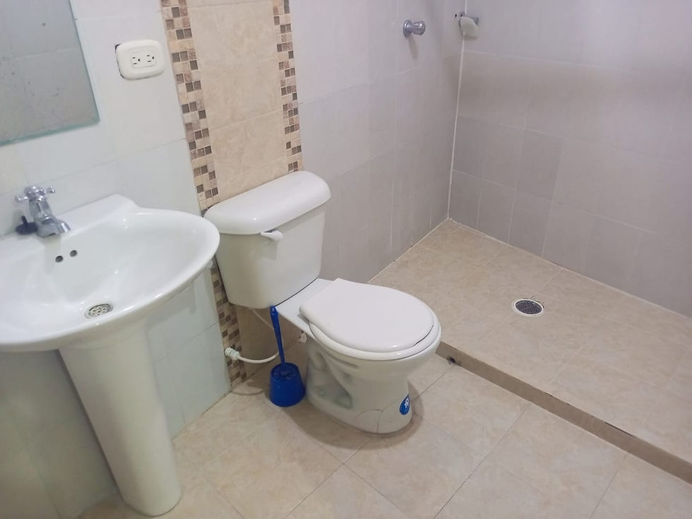 Miniatura: SE ARRIENDA! CASA+LOCAL CENTRO