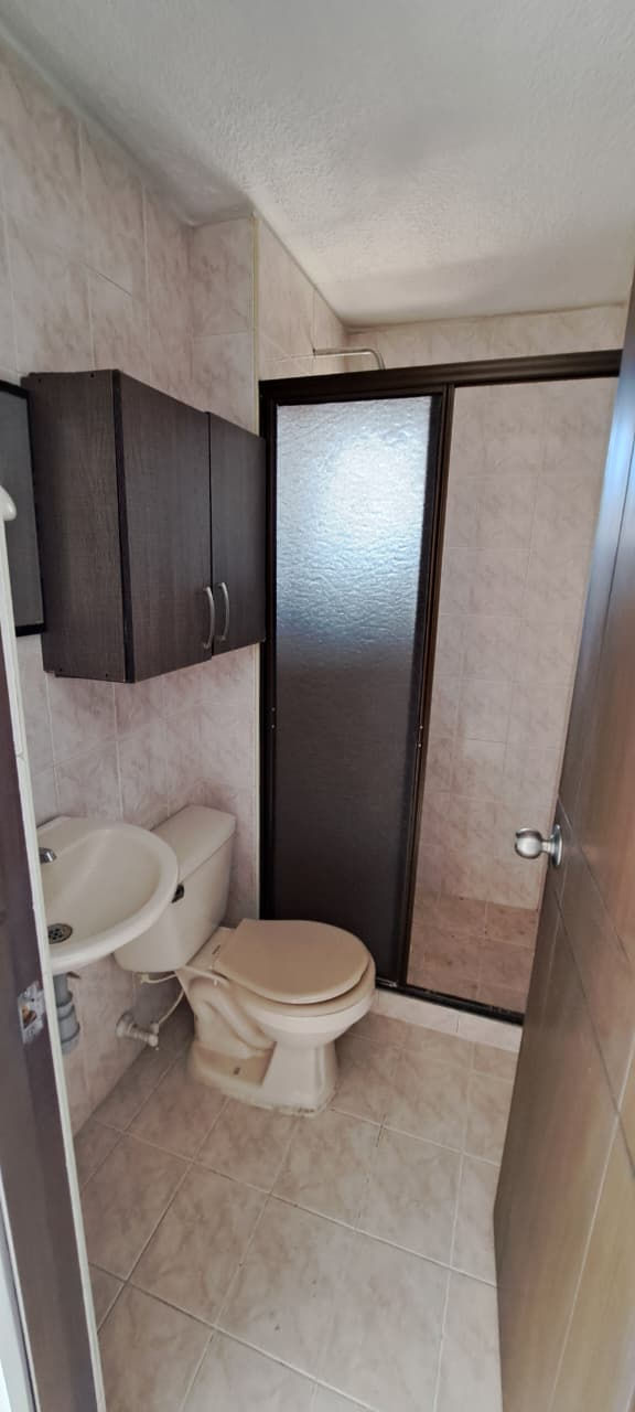 Miniatura: SE VENDE HERMOSO APTO EN EL C.R GIRASOL