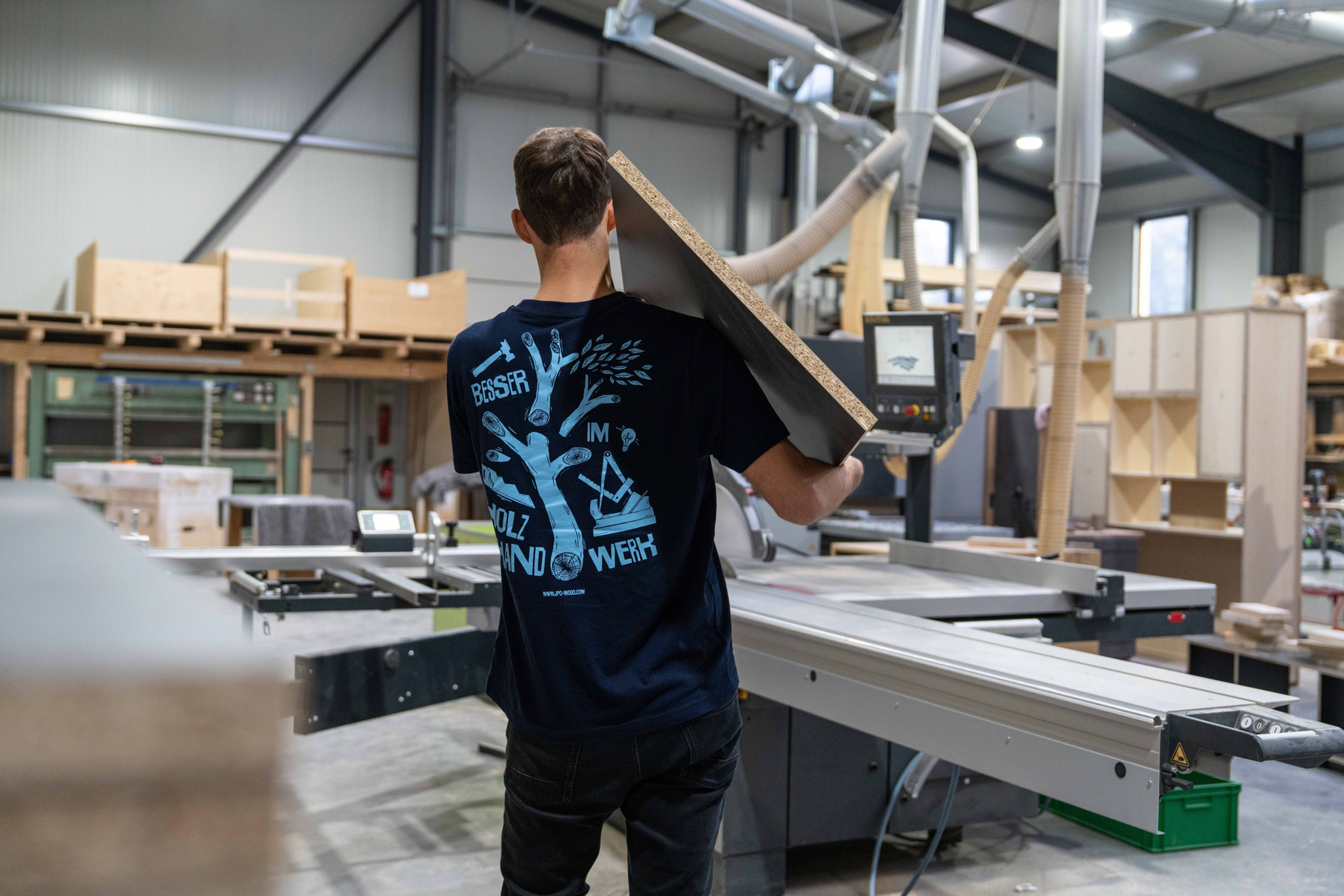 Besser im Holzhandwerk - Shirt