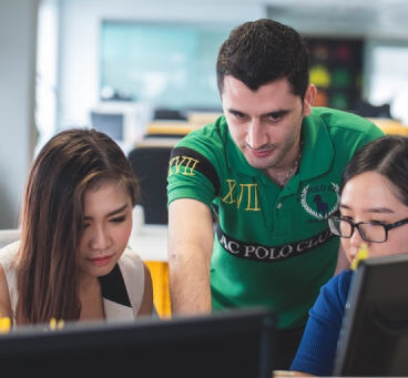 Luengo Abogados, Valladolid. Derecho civil, penal, laboral y bancario. Extranjería, divorcios, despidos y cláusulas suelo. Ante todo, personas.