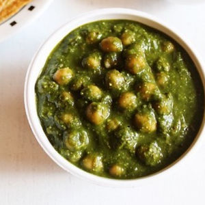 33. Chana Palak