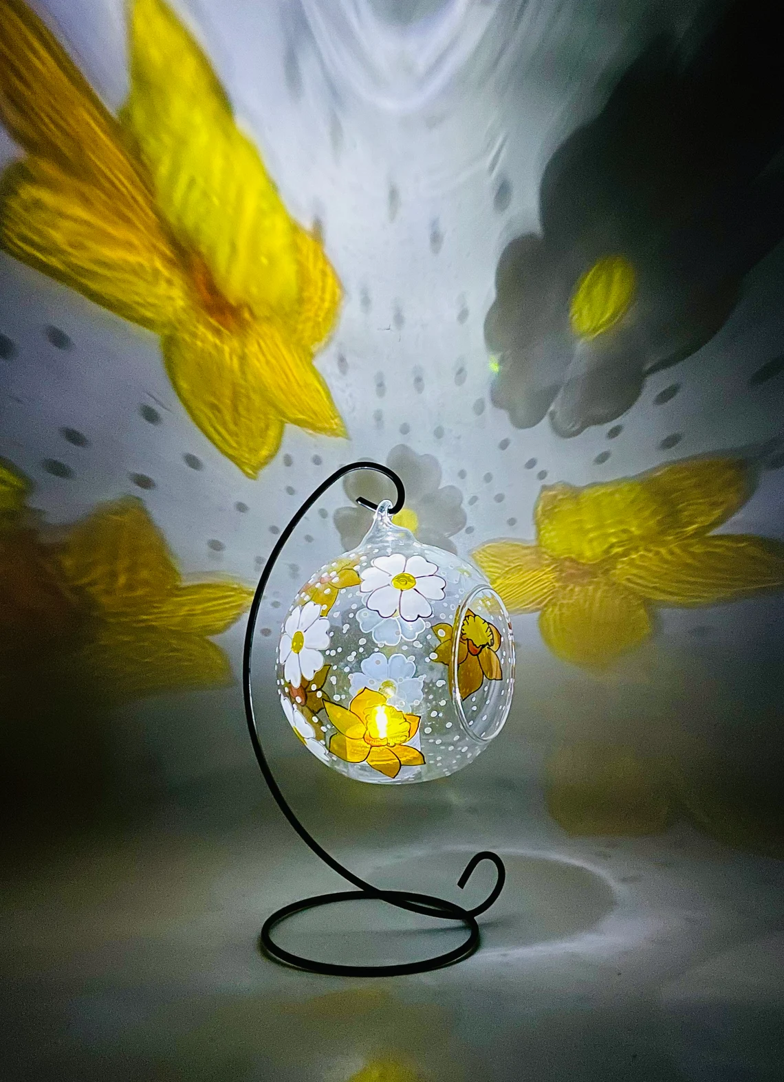 Daisies and Daffodils Glass Candle Holder