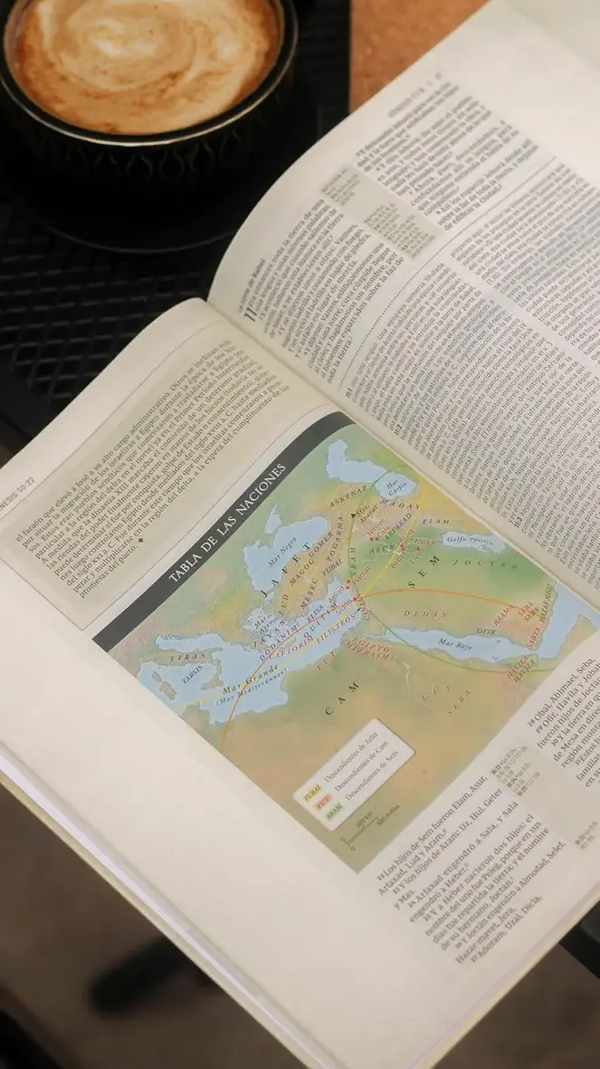 Thumbnail: RVR, Biblia de estudio trasfondo cultural (El contexto lo cambia todo), Tapa dur