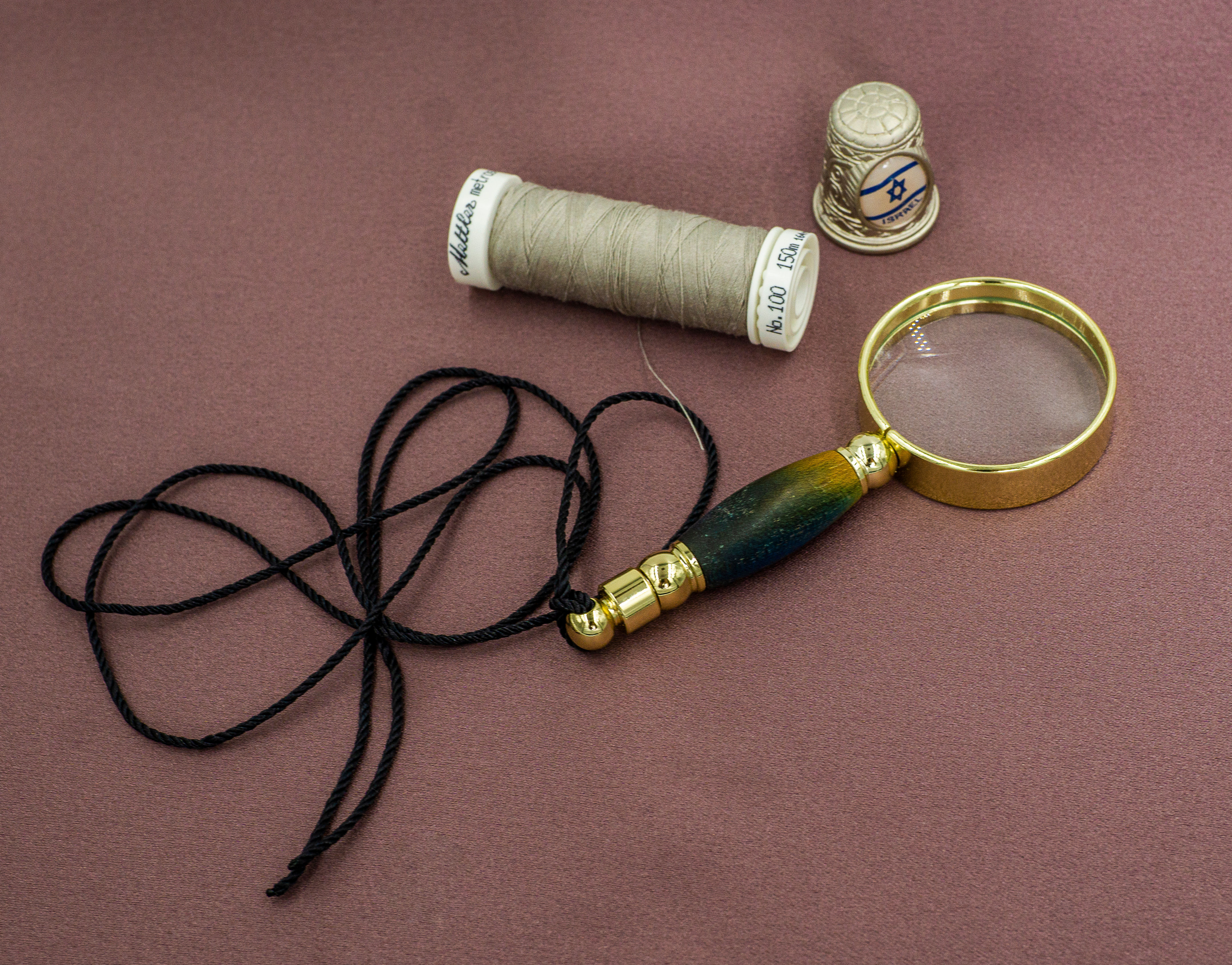 Mini Magnifying Glass Necklace