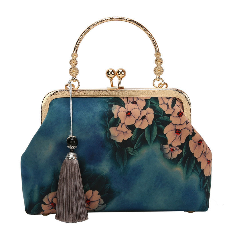 Printed cheongsam bag, elegant retro clip-on handbag for women, classic ancient