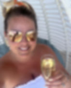 What Travel Agent Company Should You Work For?