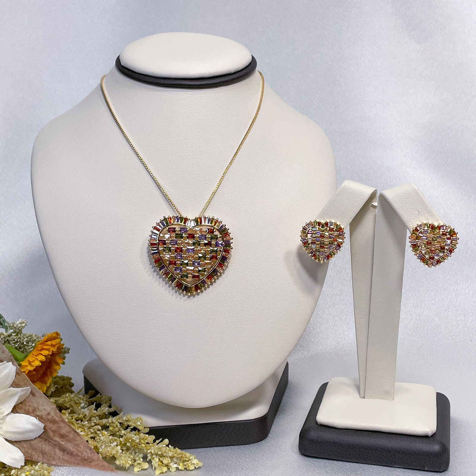 Conjunto Coração Zircônias Color