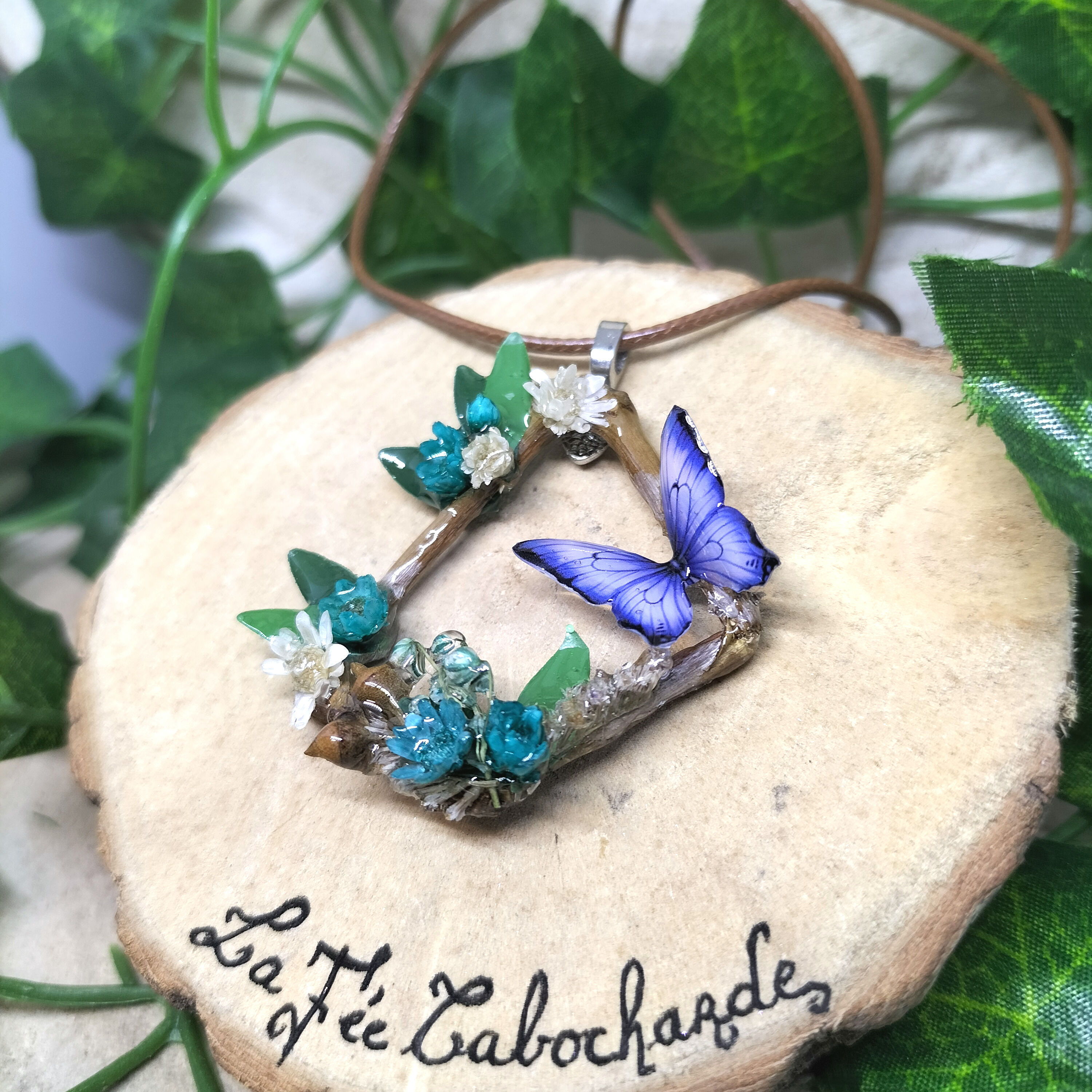 Collier Féerique de printemps bleu