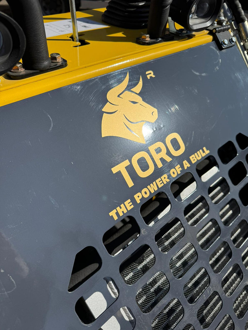Miniatura: Mini ładowarka TORO 460K