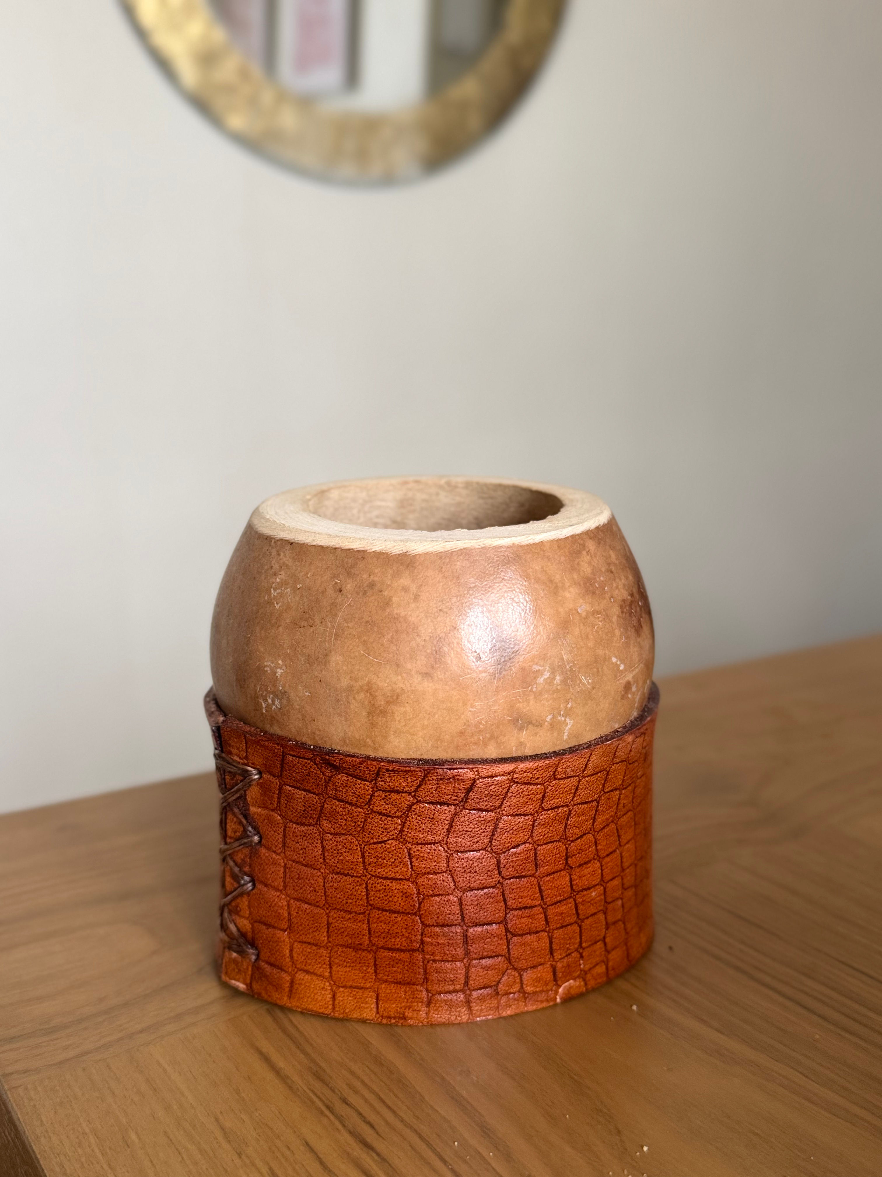 TORPEDO CRIOLLO CON BASE DE CUERO