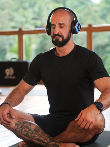 9D Breathwork, Breathwork, Transzformációs breathwork, Légzéstréner, légzésterápia, légzésülés, magyar, theta healing, online breathwork, tudatos légzés, légzéstechnika, légzőgyakorlatok, légzéstréning, holotrop légzés, breathwork elvonulás, ingyenes breathwork, csoportos ülések, csoportos foglalkozás, online ülések, vezetett meditáció, látó, meditáció, önfejlesztés, előző életek, coach, alternatív gyógyászat, energia, energiagyógyászat, Diana Gero, Könczöl Zoltán, Tóth Rita, Aspirolife, Aspiro, aspirolife.com, 9D Légzés ülés, Légzés gyakorlása, Magyarország, Budapest, légzésterápiás rendezvény, breathwork workshop, légzés workshop, légzésterápiás tanfolyam, légzésterápia esemény, tudatos légzés program, stresszcsökkentés légzéssel, mindfulness, Multidimenzionális 9D Breathwork esemény, Gerő Diána, Aspiro Multidimenzionális 9D Breathwork Légzéstechnika, 9D Breathwork Magyarország, ingyenes légzéstréning, Multidimenzionális Breathwork Légzés Utazás, 9D légzés utazás, Balaton, Vidék