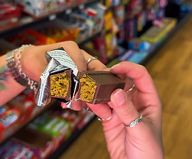 dubai-chocolate-bars-in-san-antonio-bites-pieces-niazi-bodega.png