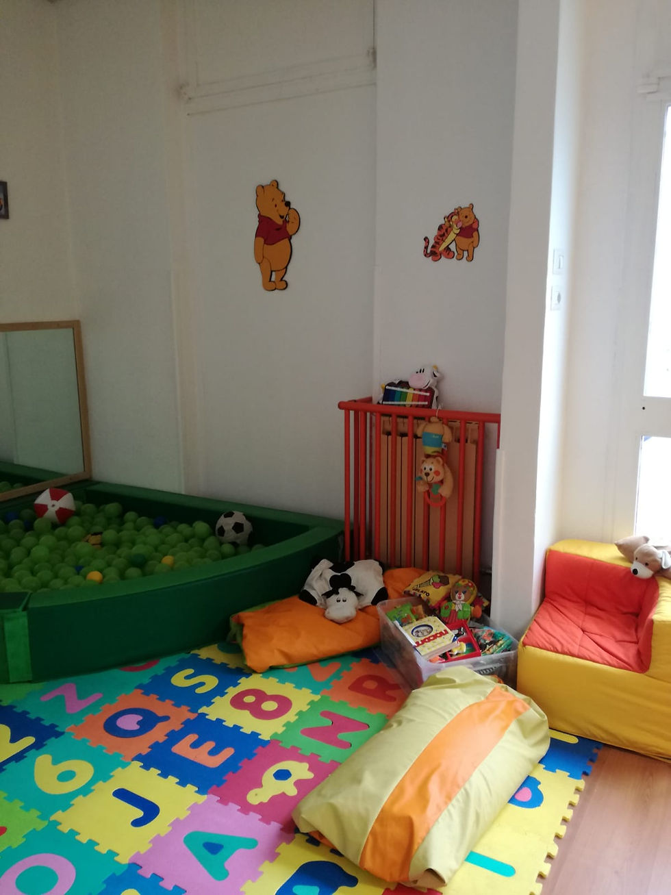 Childrens Island - Asilo Bilingue