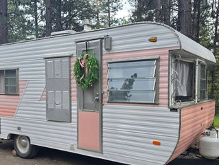 1964 Traveleze heads to a ranch for hand housing!