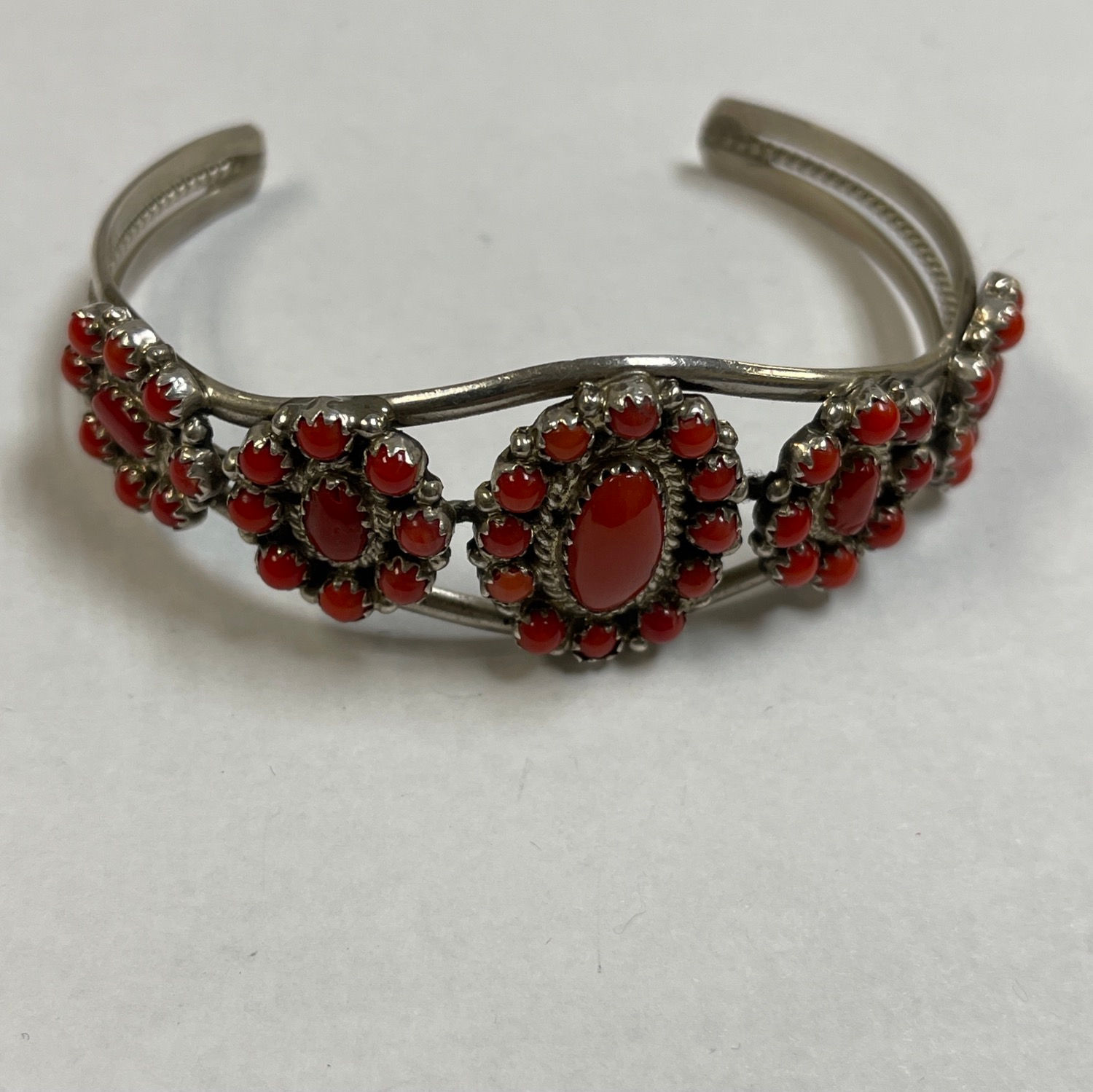 Coral adjustable Bracelet