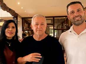 Almoçando com Tribuna com Elvis Silva - Artista Plástico
