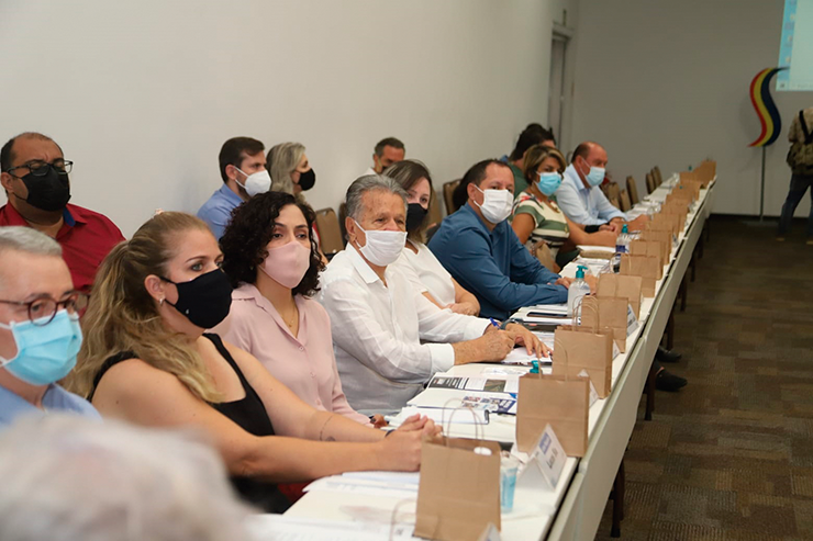 Prefeitos discutem criação do Hospital Metropolitano e ampliação de Viracopos VINHEDO
