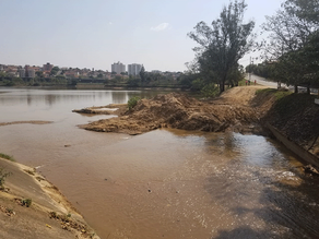 Baixos níveis dos mananciais e reservatórios de água comprometem o abastecimento