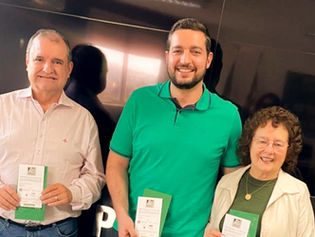 AMLAC visita autoridades de Louveira