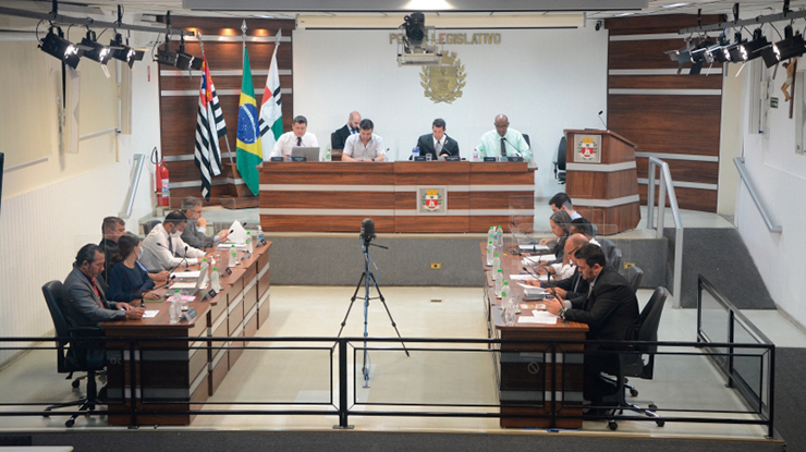 Câmara aprova Requerimento de informação sobre coleta seletiva em prédios públicos VINHEDO