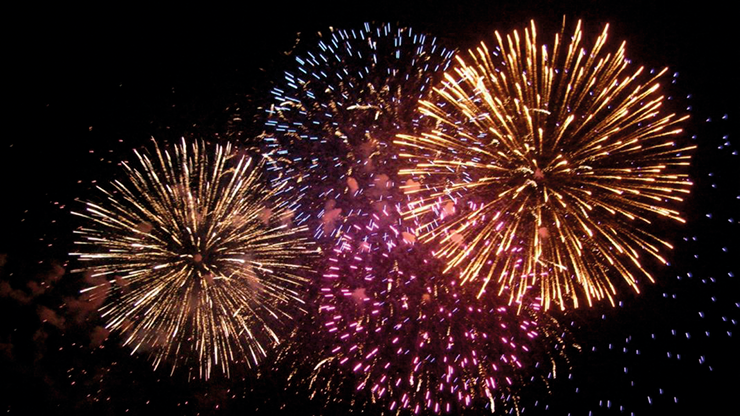 Fogos de artifício com efeitos sonoros estão proibidos LOUVEIRA