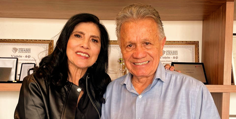 Legenda: Prefeito de Vinhedo, dr. Dario Pacheco e Meres Affonso. / Foto: Divulgação.