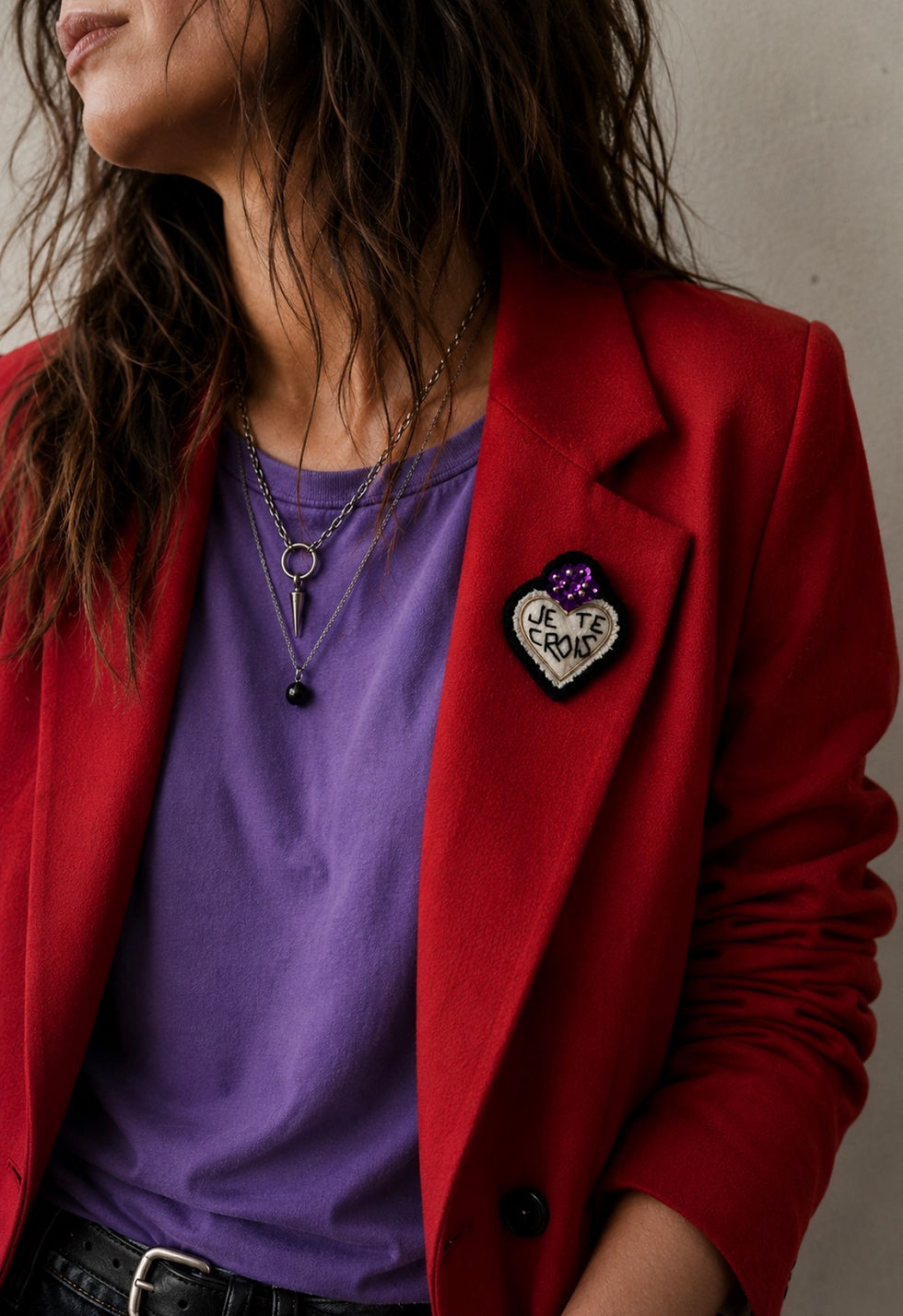 Miniature : Broche brodée – « Je te crois » Collection Grigri – Atelier Kanine