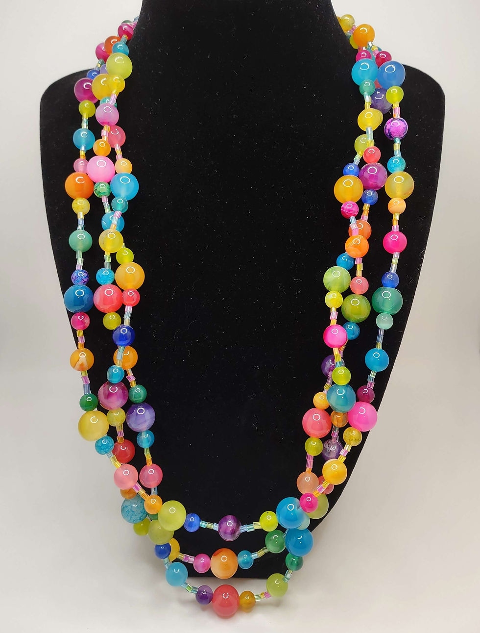 Stunning Agate and Cat's Eye Tri-Strand Necklace