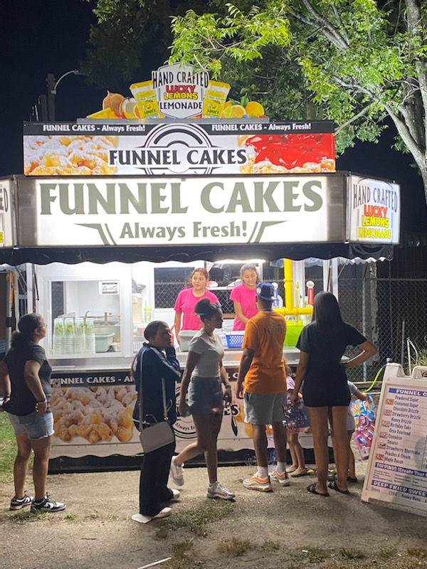 FunnelCakeTrailer1.jpg