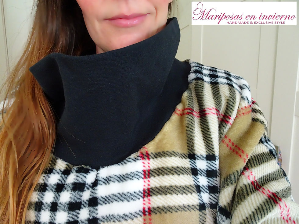 Miniatura: Falda poncho suave Mariposas en invierno. Diseñada y hecha a mano en Bilbao