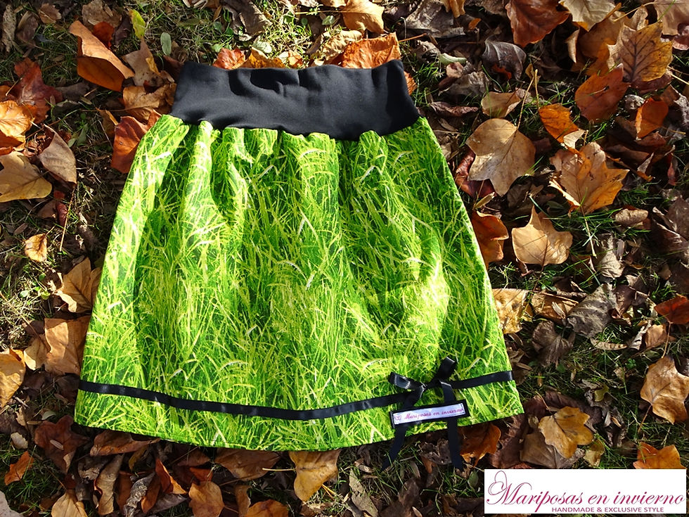 Falda corta hierba fresca Mariposas en invierno hecha a mano en Bilbao