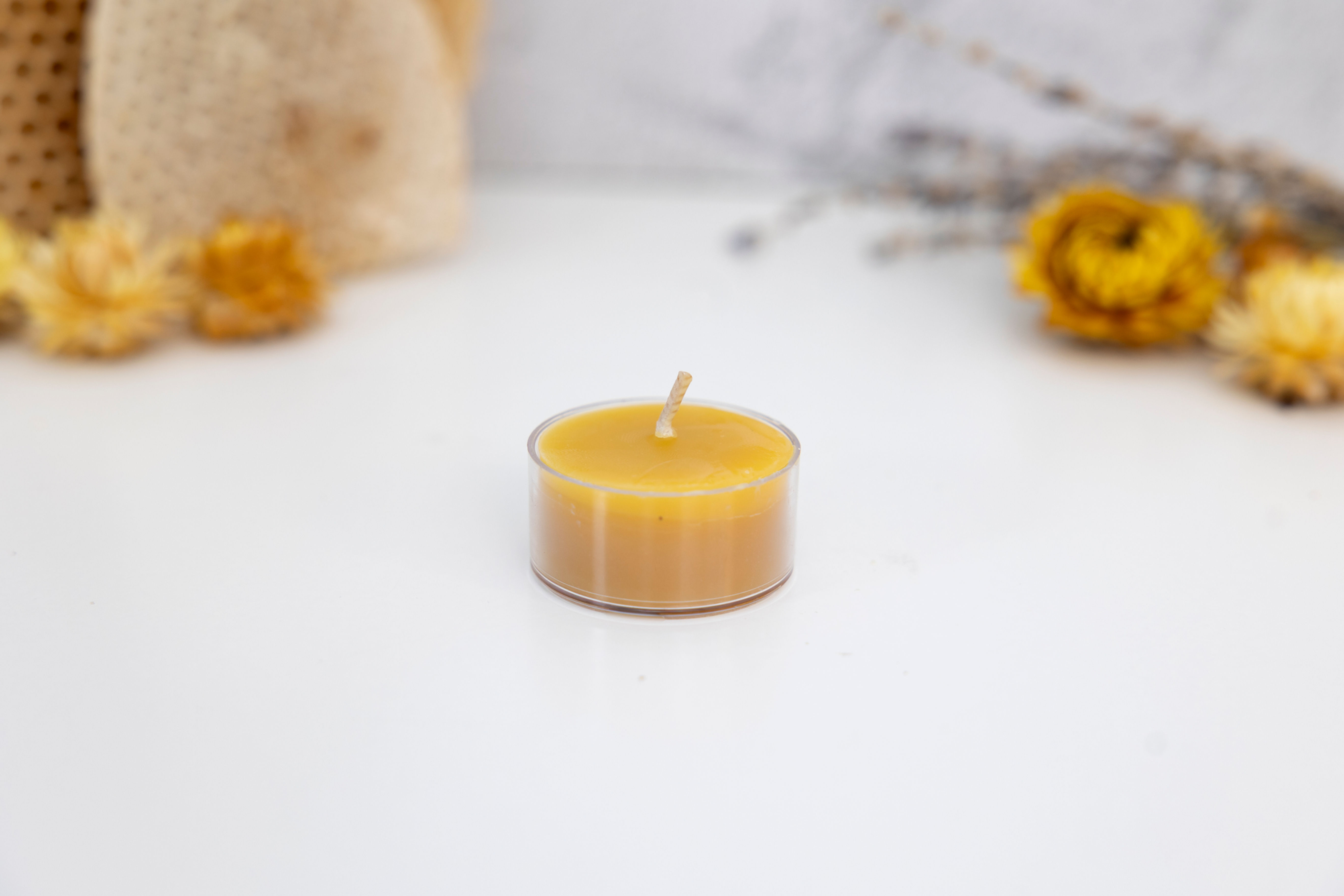 Beeswax tea lights