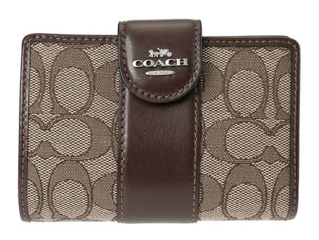 Coach wallet buying guide for your everyday luxury collection