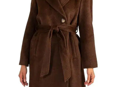 The enduring elegance of sofia cashmere in modern luxury fashion