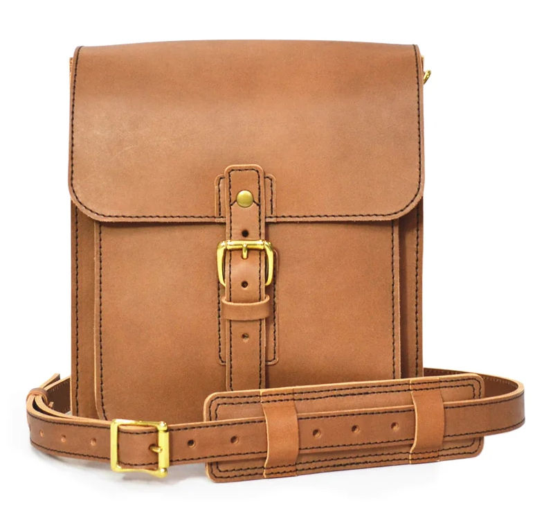 Vertical crossbody bag guide for your stylish everyday wardrobe