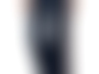 Jeans with Stripes on the Side: The Trend That’s Redefining Denim Fashion