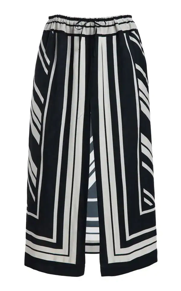 Black and white striped skirt styling guide for everyday elegance