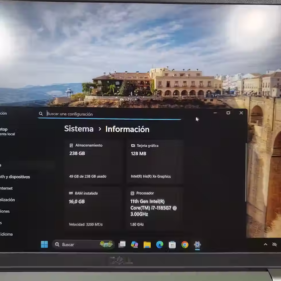 Miniatura: Dell 5520 - Intel® i7 1185G7 - Ram 16gb - Ssd 256gb