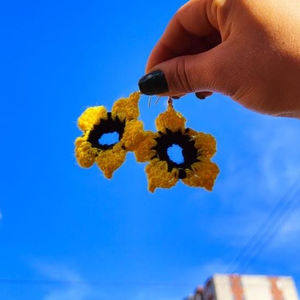 Aretes de girasol