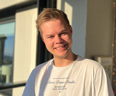 Bilde av meg som smiler.jpg