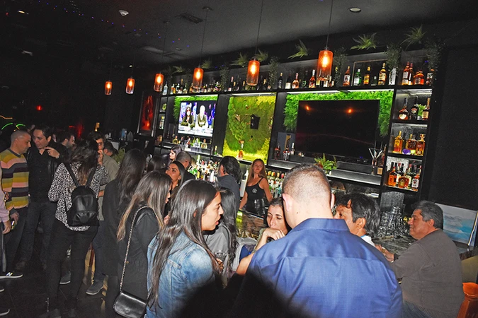 Bar photo 2
