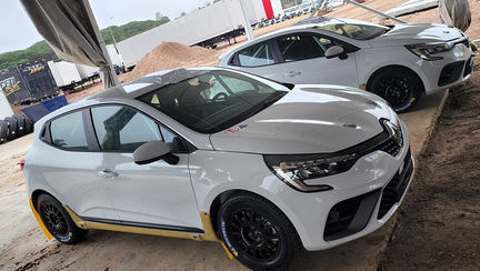 RALLY ARGENTINO: UN CLIO RALLY5 SE SUMA AL CAMPEONATO ARGENTINO EN 2023 DE LA MANO DE PEROTTI