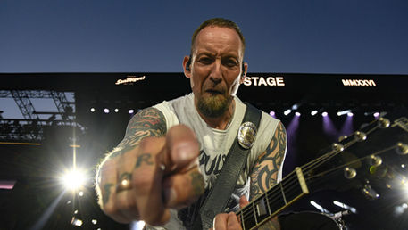 Rock im Park 2026 – Tag 1: Frische Luft, matschige Boots und ein Festival im Vollrausch